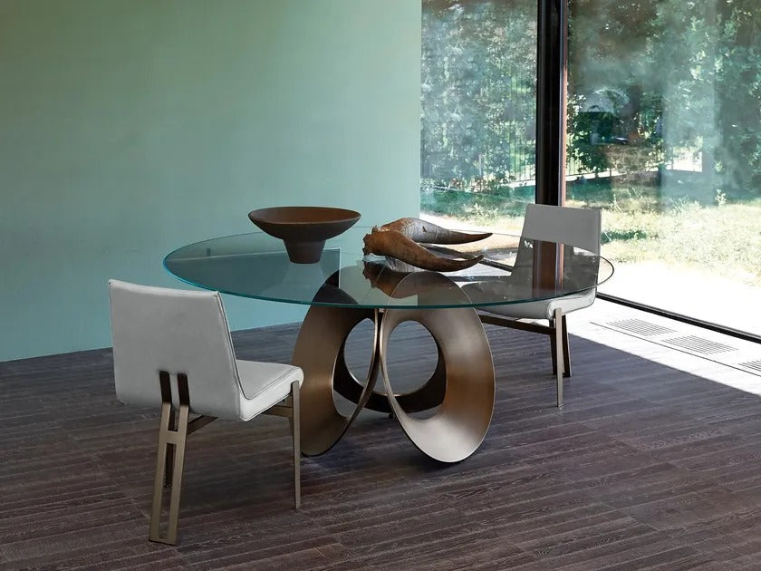 DT730 Dining Table gallery image 4