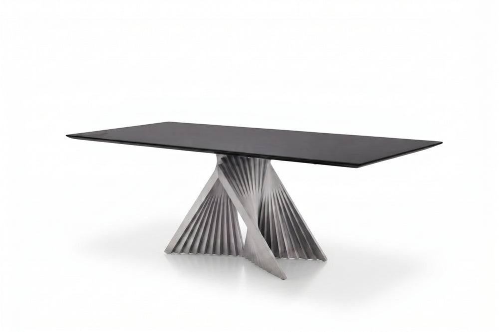 DT957 Dining Table
