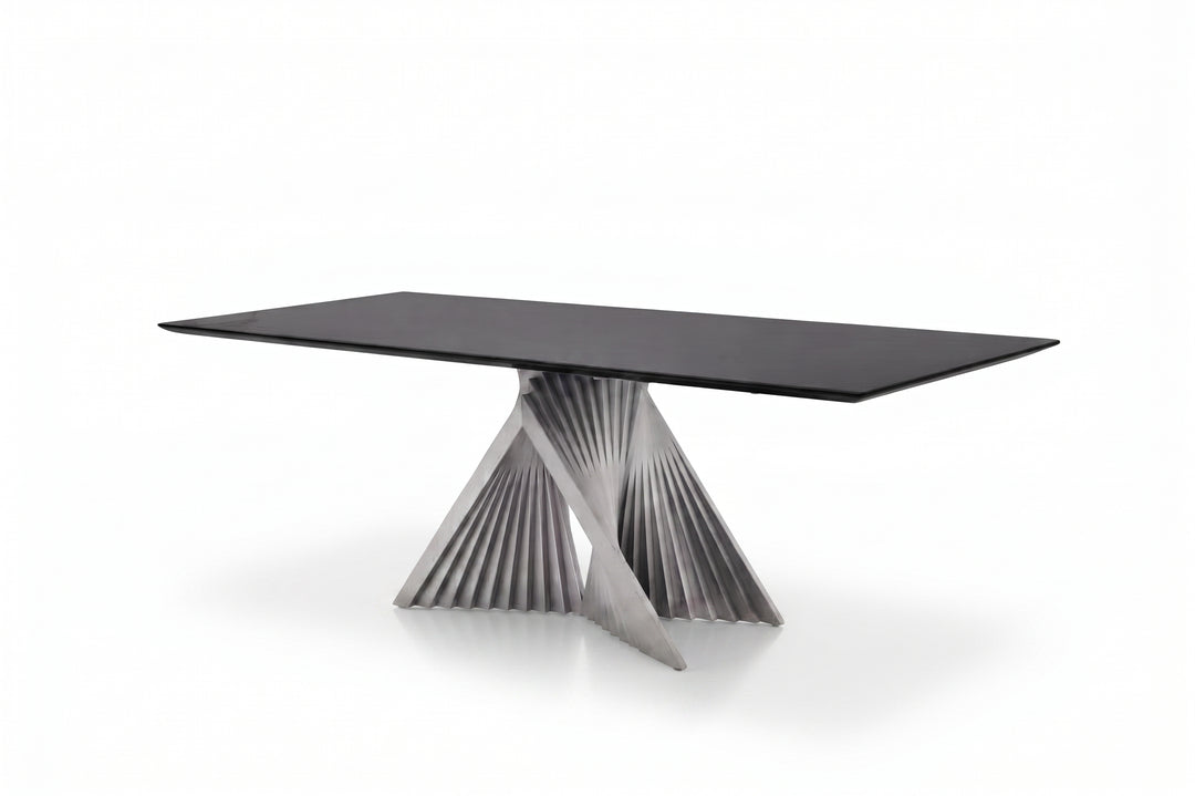 DT957 Dining Table