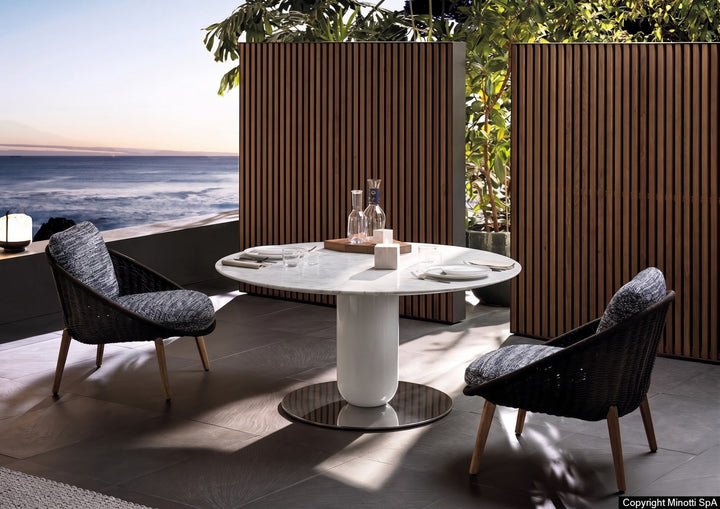 DT966 Dining Table