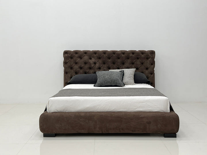GC2127 Upholstered Bed