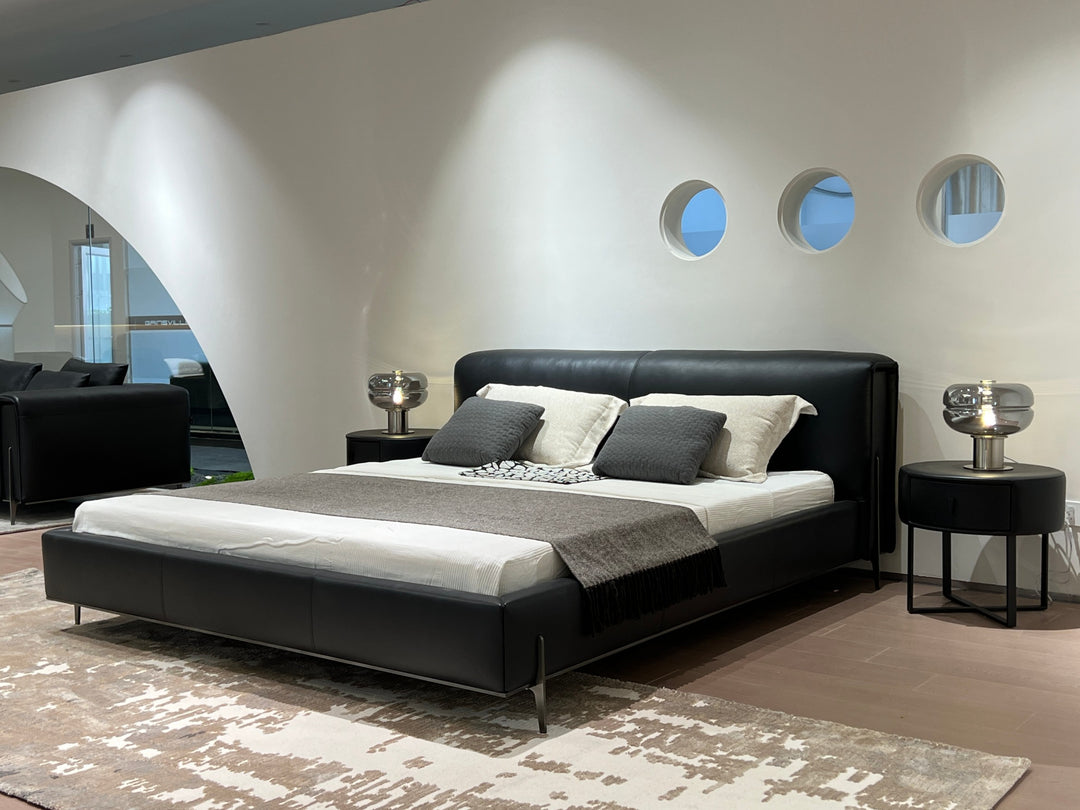 GC2320 Upholstered Bed