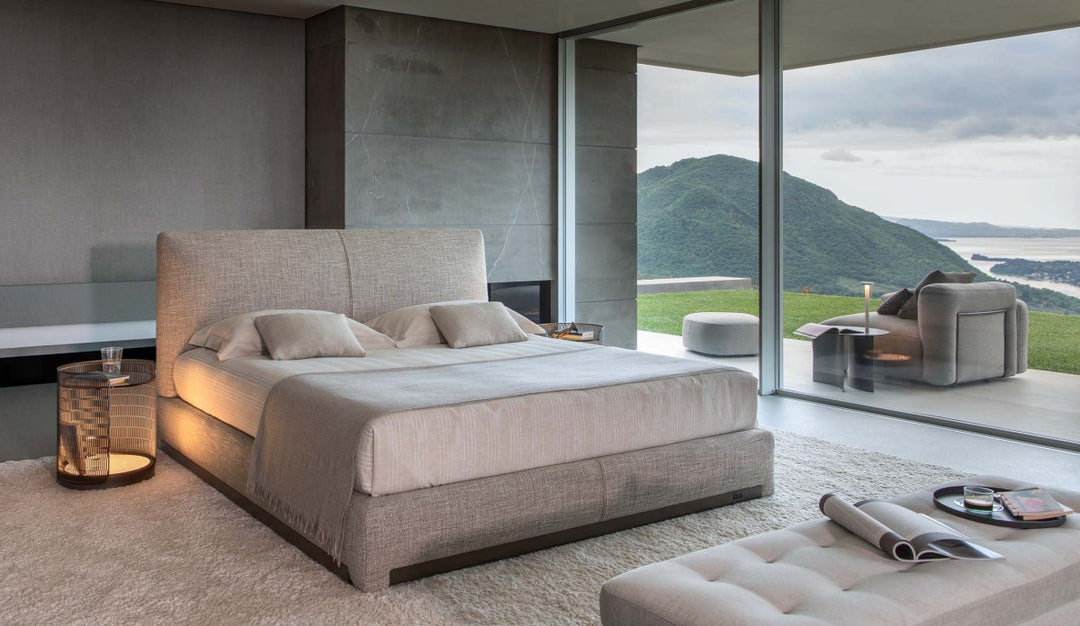 GC2557 Upholstered Bed