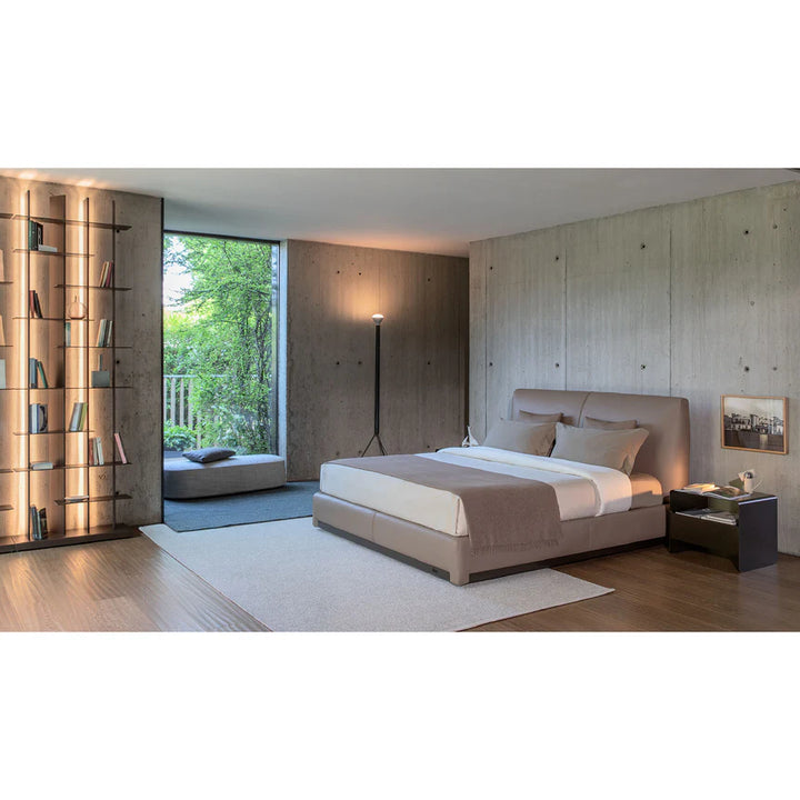 GC2557 Upholstered Bed