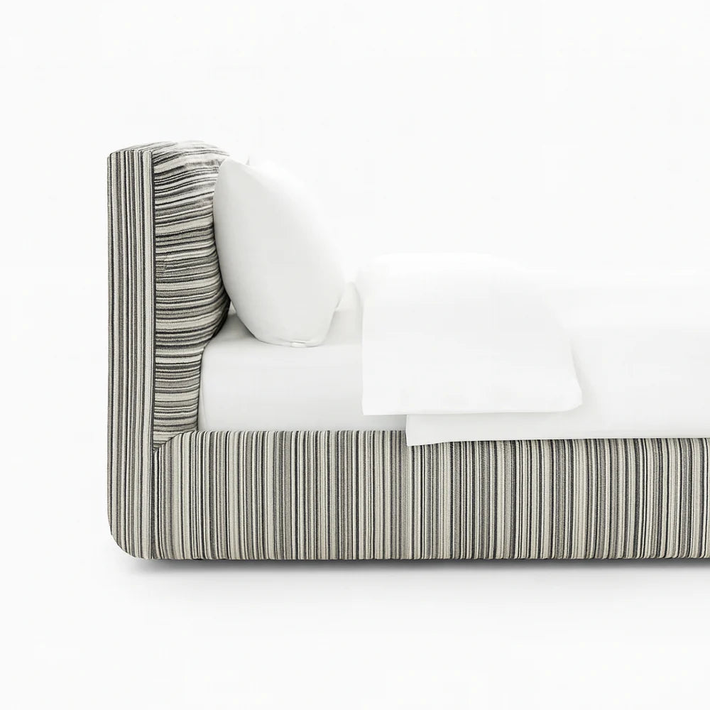 GC2566 Upholstered Bed