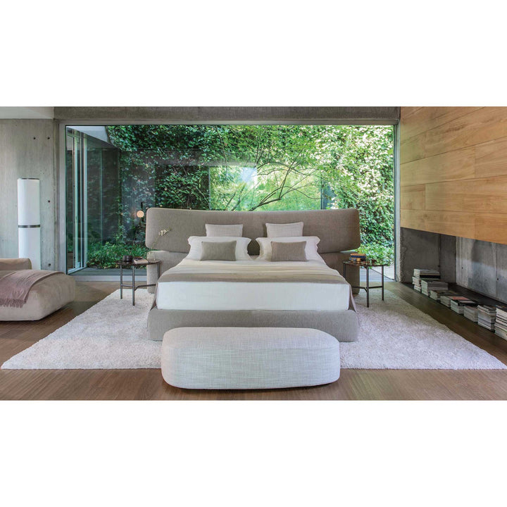 GC2615 Upholstered Bed