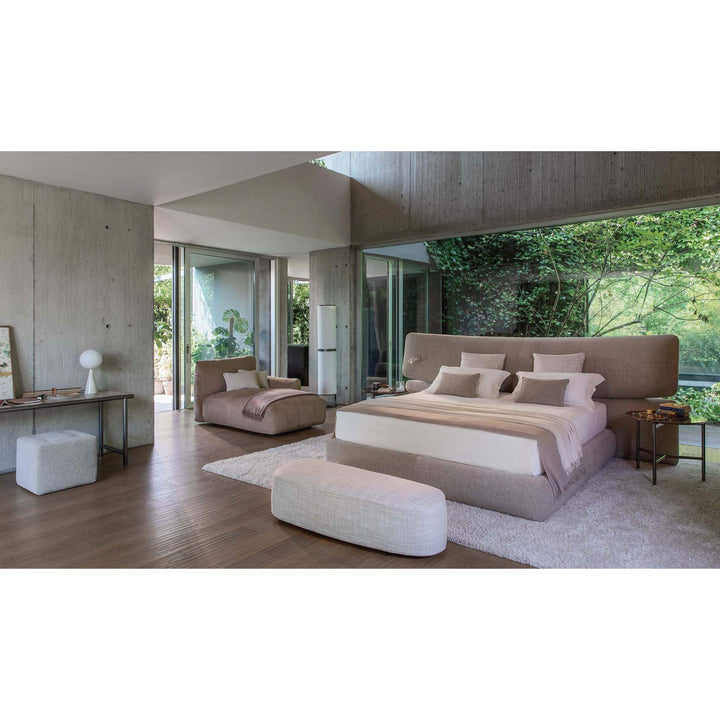 GC2615 Upholstered Bed