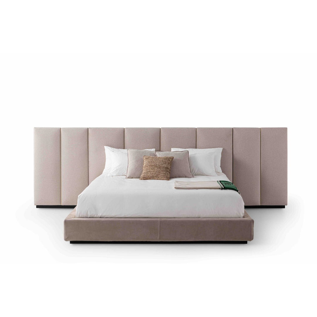 GC2628 Upholstered Bed