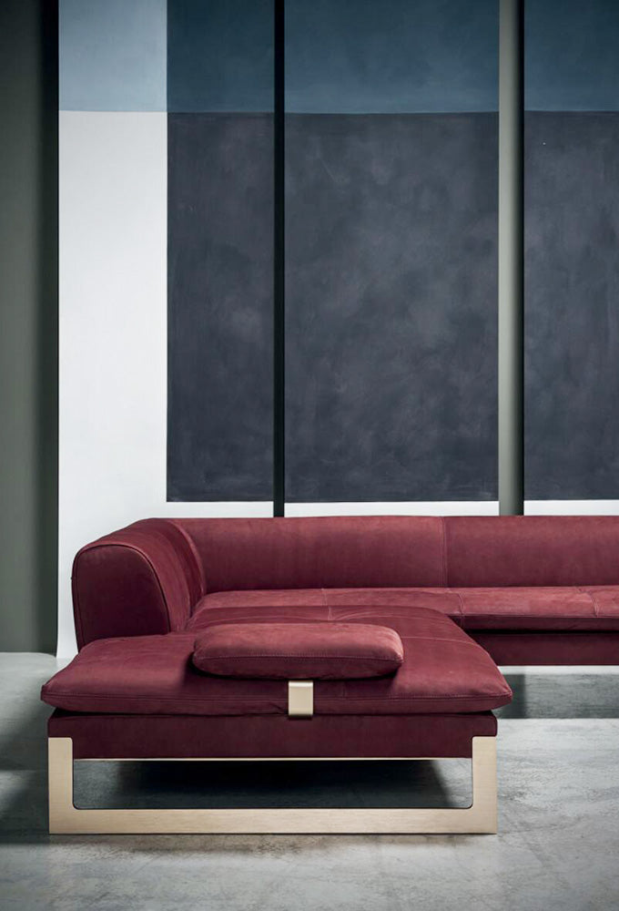 GS9081 Italian Modern Red Fabirc Sofa