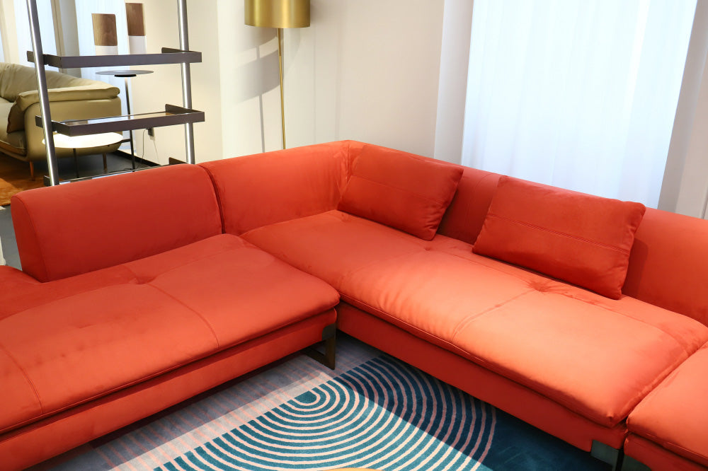 GS9081 Italian Modern Red Fabirc Sofa