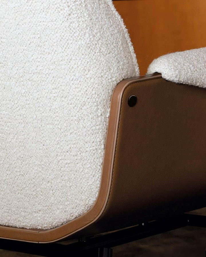GY8220 Dining Chair gallery image 3